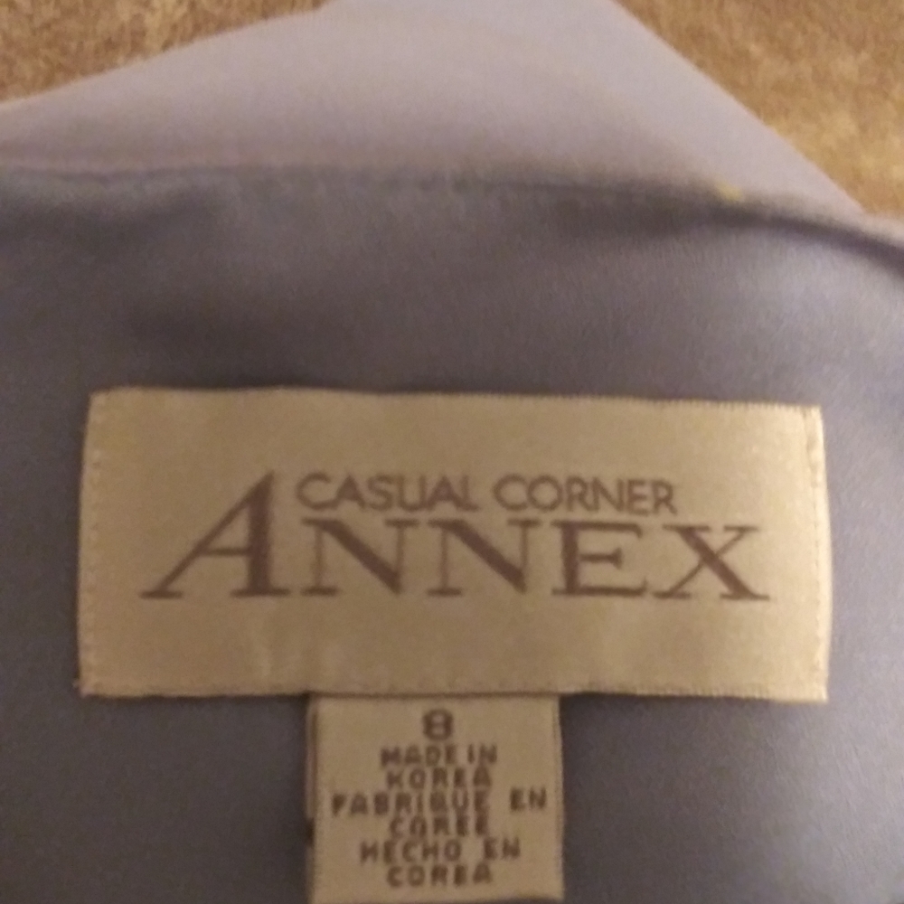 Dress - Picture 3 of 3